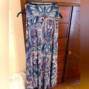 Women’s maxi skirt